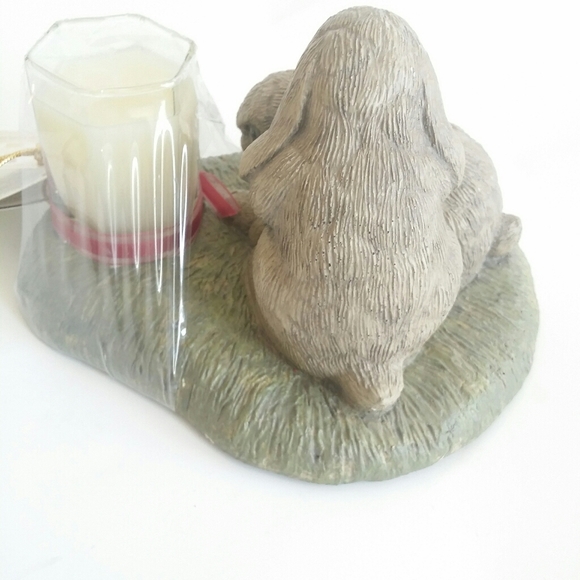 Nwt Rabbit Figurine with Spring Candle - Picture 4 of 7